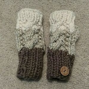 Handmade fingerless gloves